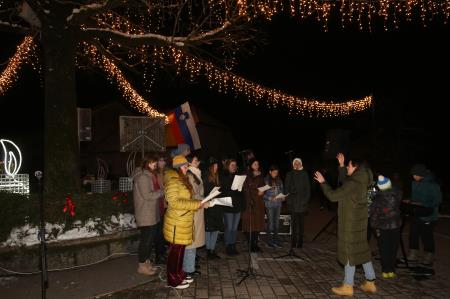 PRIŽIG LUČI 12 FOTO LJUBO VUKELIČ